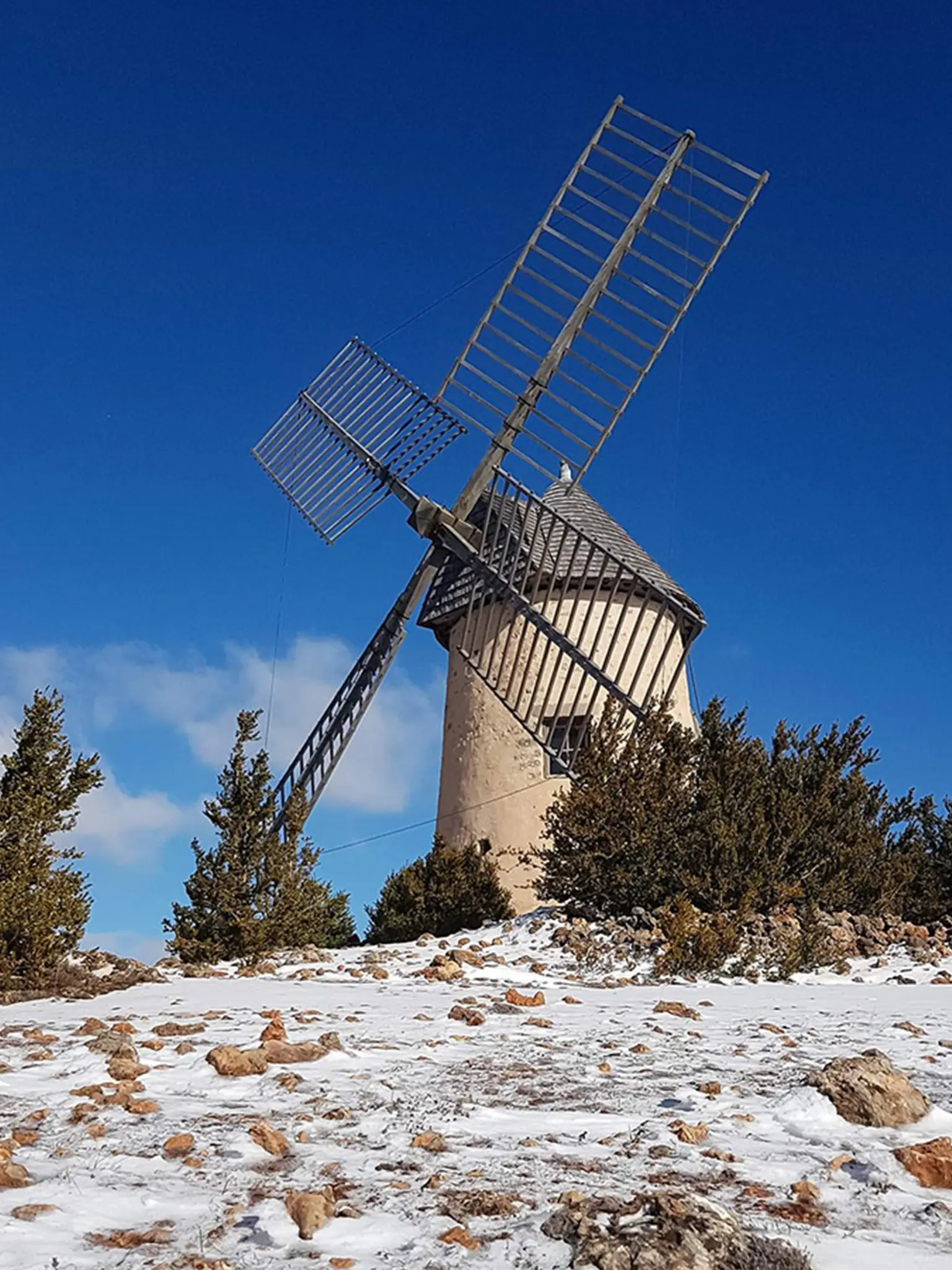 Que faire autour de Nant ? Visites, nature et activités | La Barbaresque 2 Moulin Rédounel